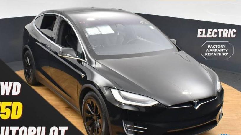 TESLA MODEL X 2017 5YJXCDE28HF077817 image